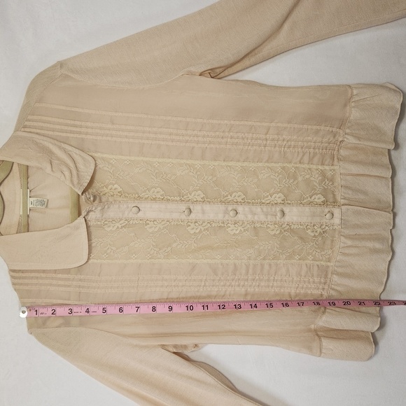 J Jill Women's Size MP Beige Floral Lace Pin Tucked Long Sleeve Button Down Top - Picture 12 of 14